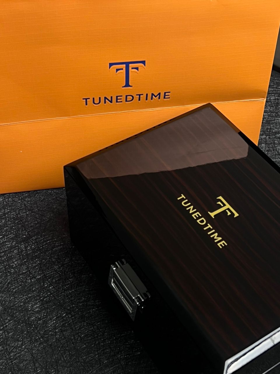 TunedTime Luxury Box